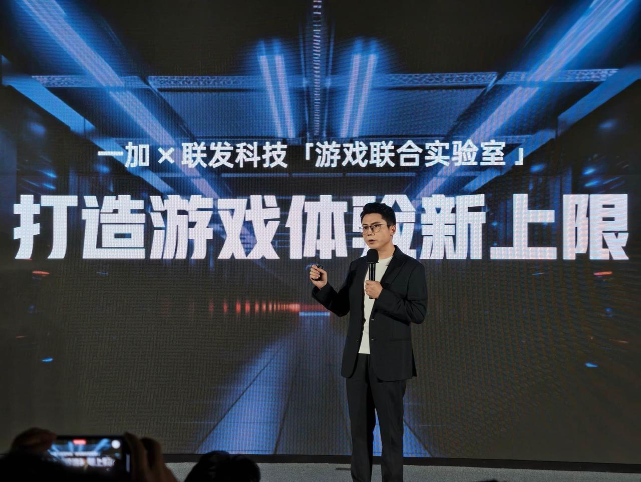 发哥这次有点东西，次旗舰天玑9400e很猛！🎉天玑9400e来了！采用了