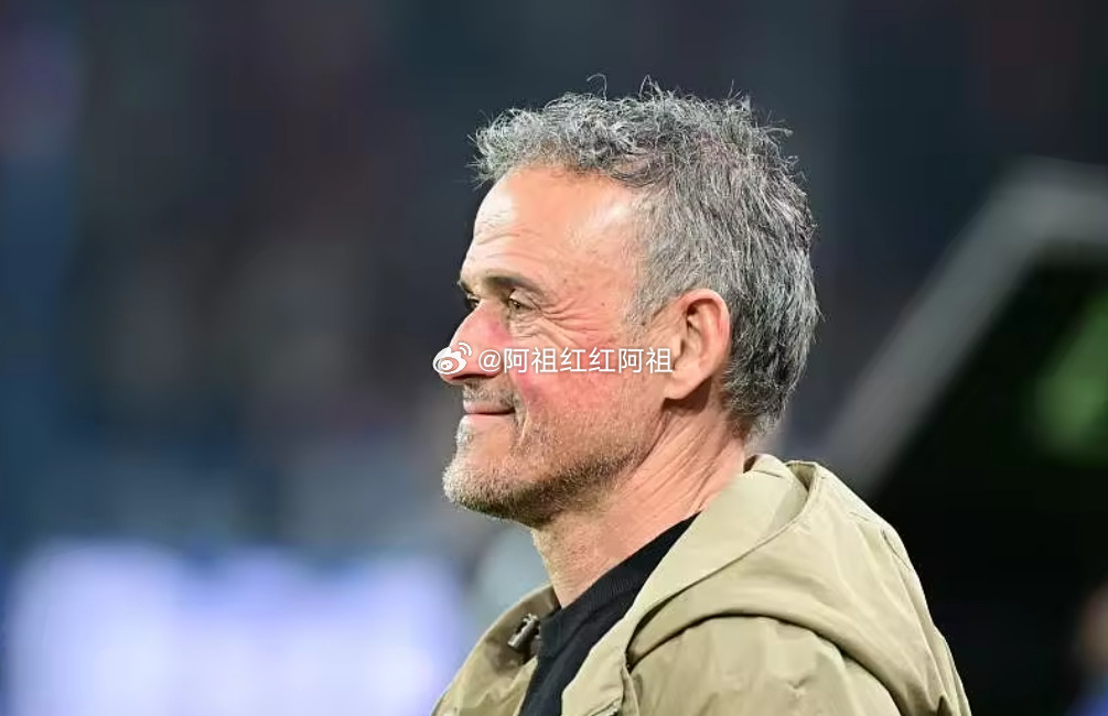 据《队报》报道，恩里克与巴黎圣日耳曼俱乐部的续约谈判已进入收尾阶段，双方不仅计划