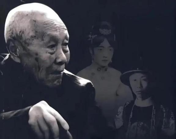 古代太监伺候妃子洗澡，明明是个美差，为什么却一脸恐惧，不愿回忆？紫禁城里头，