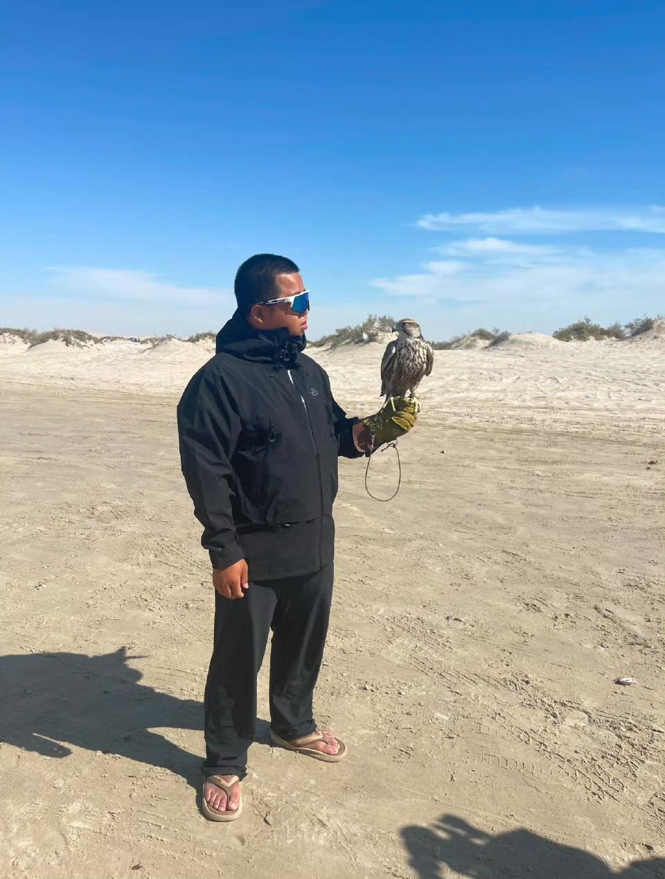 蓝战非被绑架了？游戏主播蓝战非被绑架2025.12.9日，2025年12月9号