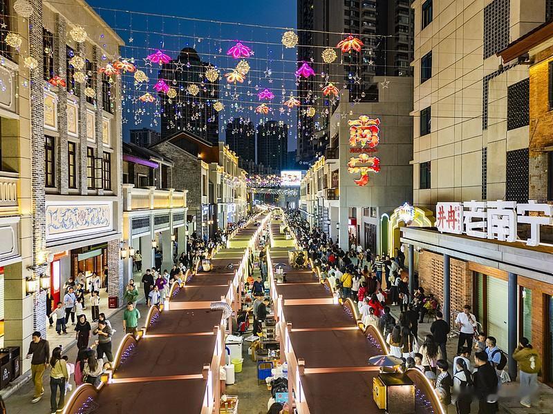 南宁楼市：截至9月24日，南宁楼市还在降温。曾经的热门板块，价格也扛不住。