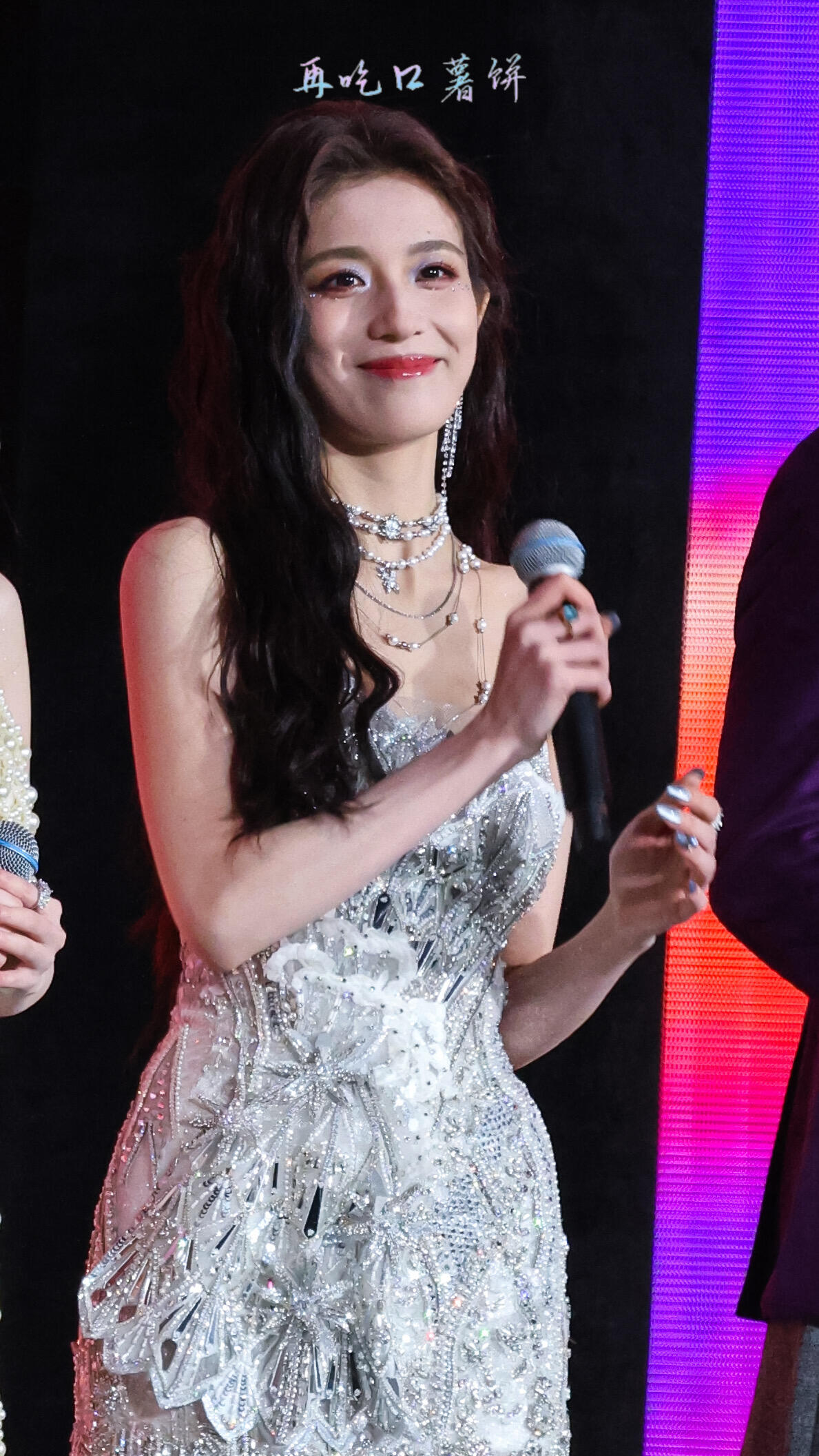 钟丽丽哈尼克孜同框～大饱眼福