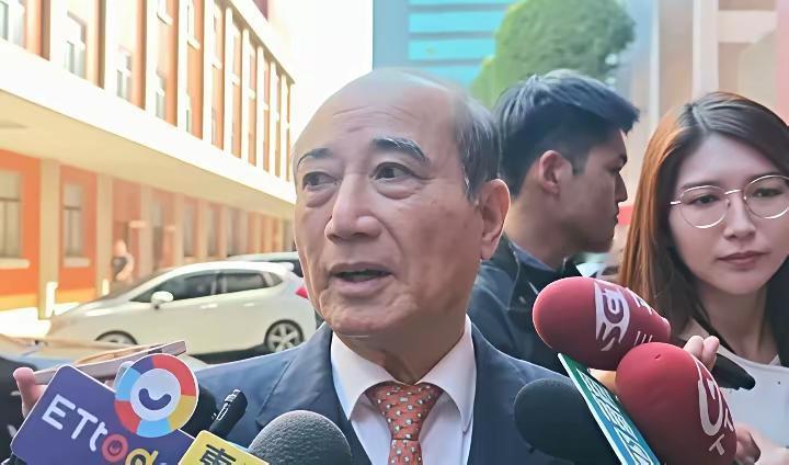 王金平在台湾政坛有一定的地位，蓝绿白三个政党目前是谁也不让谁，政治较量已经快要达