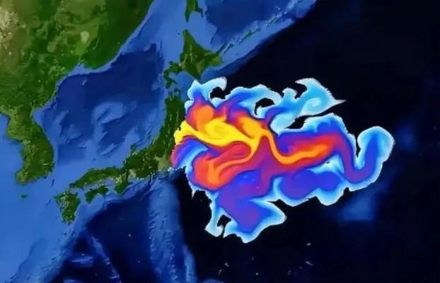 怪了，日本核污水闹得沸沸扬扬，各国都怕得要死，按理说日本海鲜早该凉透了。可两年过