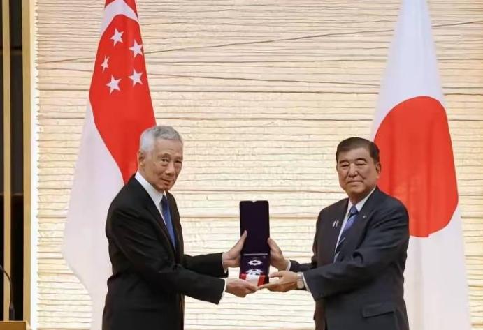 不知道大家有没有一种感觉每次中日有摩擦的时候，有个国家却异常的安静，这个国家