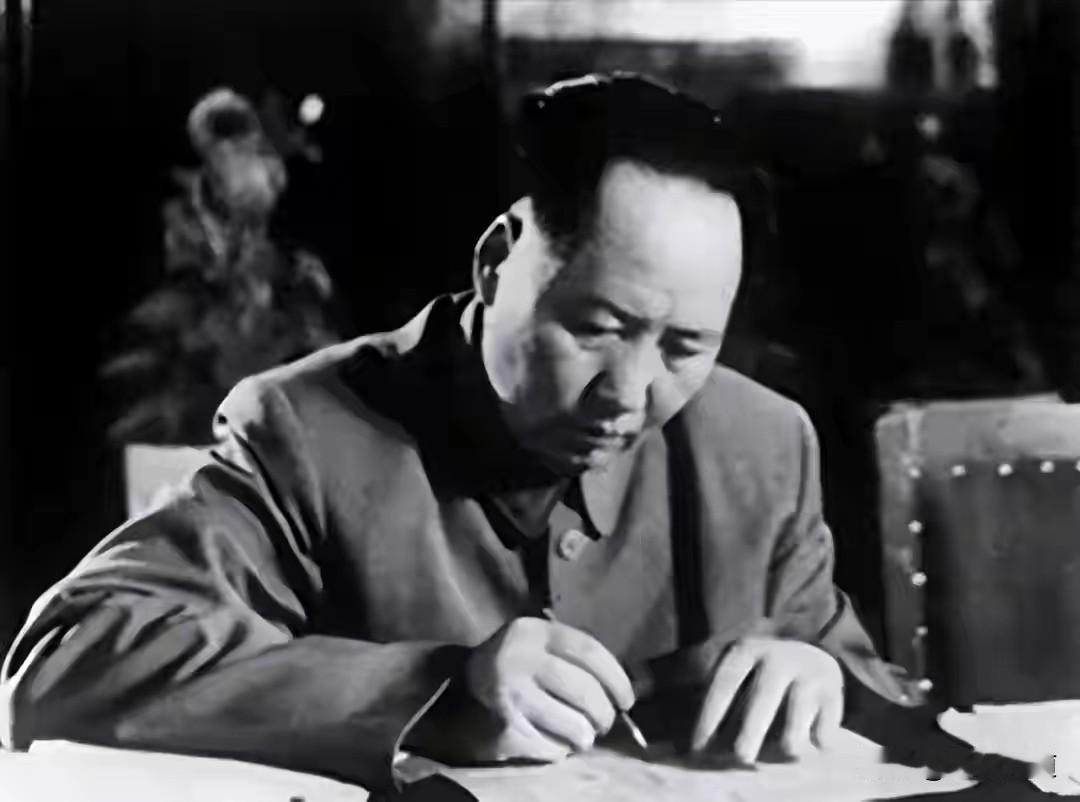 毛主席的最后十年岁月流转，山河长忆。那是1966到1976，伟人生命