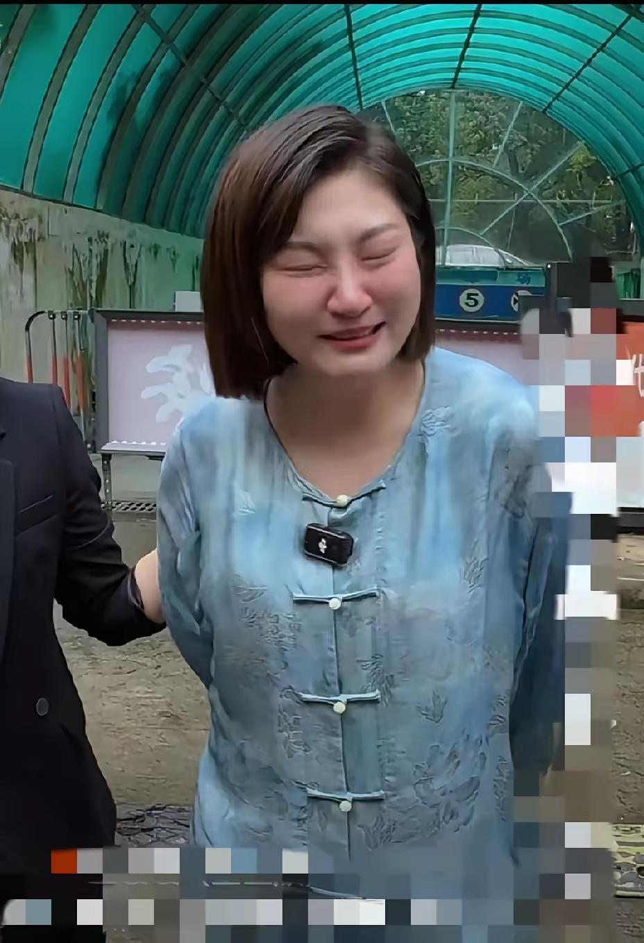 王暖暖遭遇杀身之祸，是从她发朋友圈开始的，她在朋友圈里啥都发——今天去哪玩了，