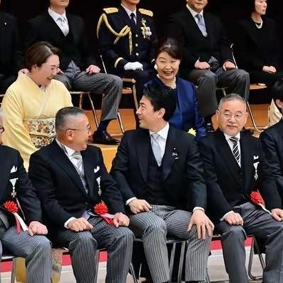 “日本可能扛不住了。”6月2日，韩国媒体《中央日报》突然发了一篇稿子，几个数字，