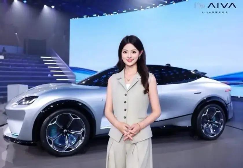 这就是赤裸裸的现实啊：电车1年电费1000元油车1年油费10000元电车5