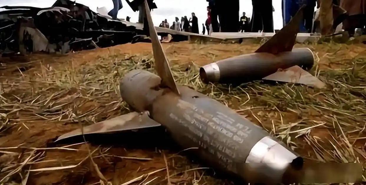 脏弹这玩意儿，威力大得惊人。1952年，美国物理学家阿瑟·霍利·康普顿就因提出脏