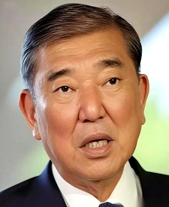 日本在钓鱼岛上空，放飞了一样东西。不是巡逻机，不是喊话的船，是一架大型无人机