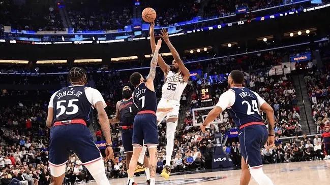 4-3艰难晋级逆天改命!NBA最强硬球队诞生,你比亚历山大更配得上MVP