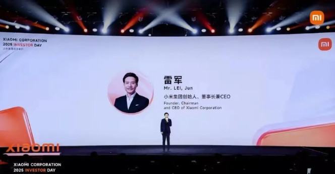 在投资者大会上，雷军说不知道为什么苹果干汽车10年没干成功，而小米3年就成功了！