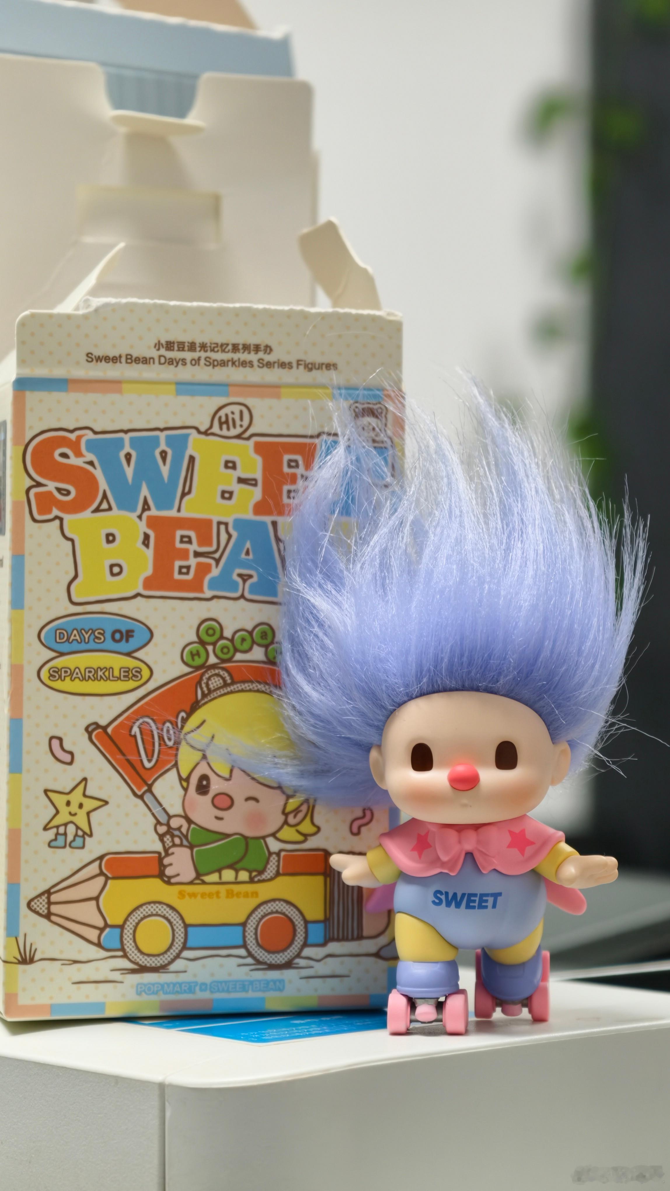 小朋友头发被风吹起像极了漫画是不是跟小甜豆这个一毛一样哈哈哈