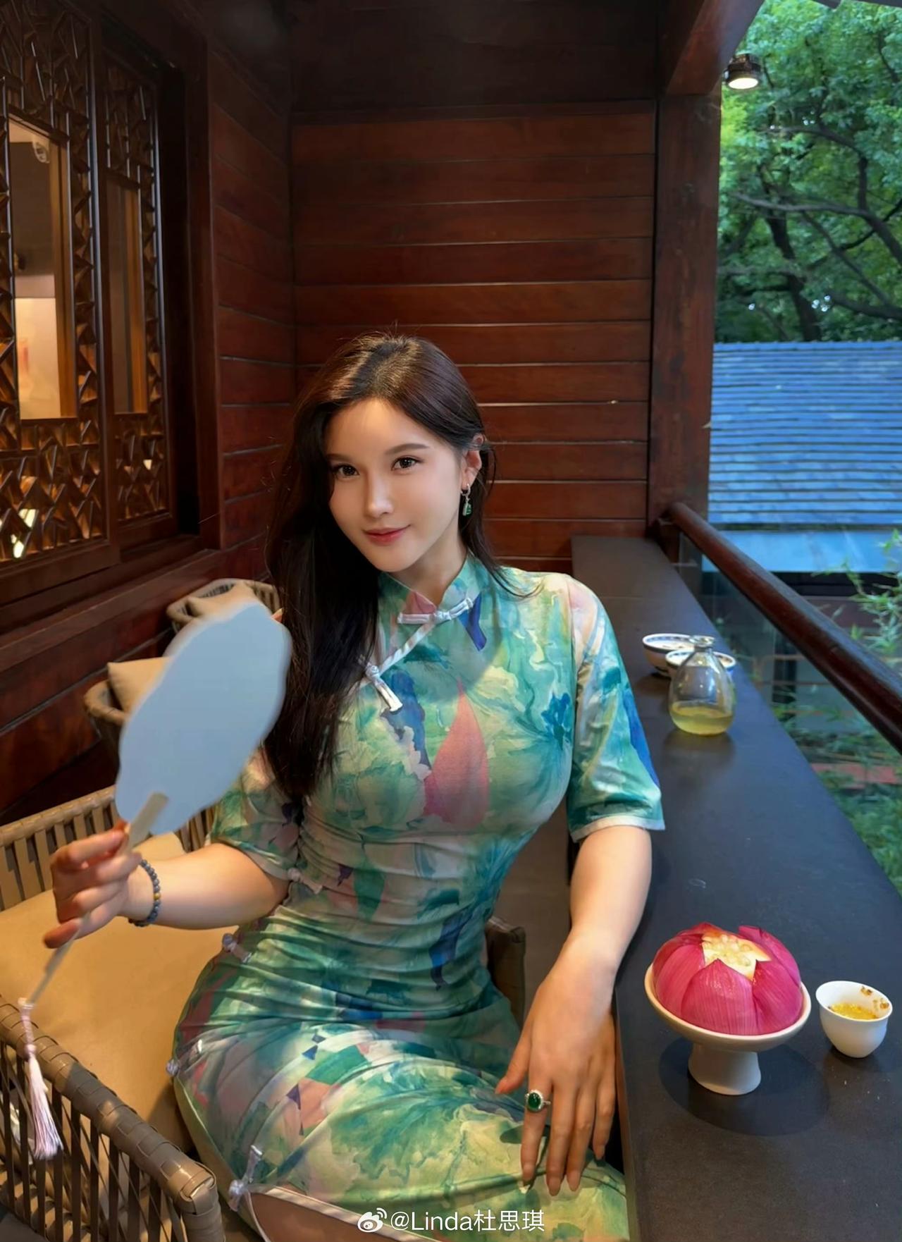 大家认为什么样的身材穿旗袍好看呢美女旗袍穿搭写真