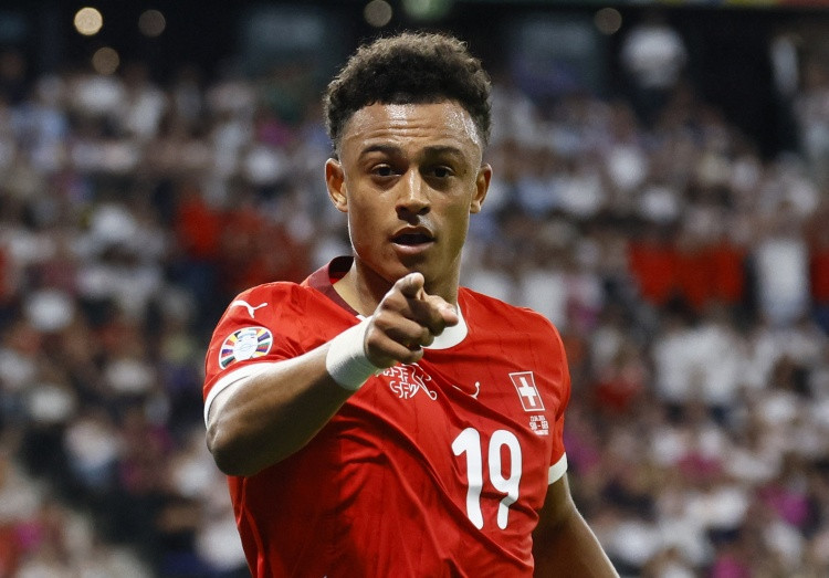 记者: 国米寻求签下即战力新援, 恩多耶、佩里西奇等人是潜在选择