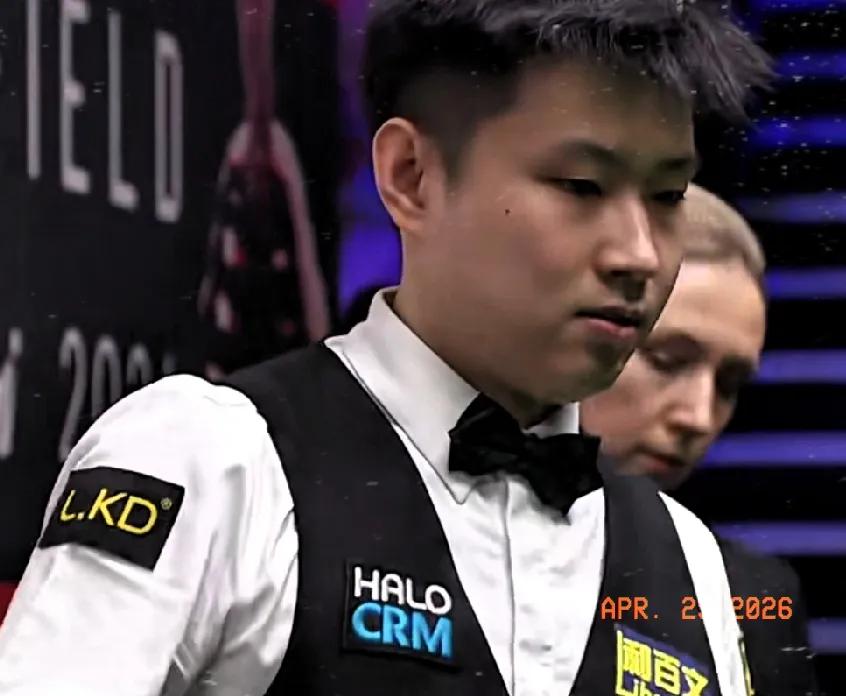 赵心童中场休息归来，打出单杆86分，二度上手106-0赢了第13局，三连胜，比分