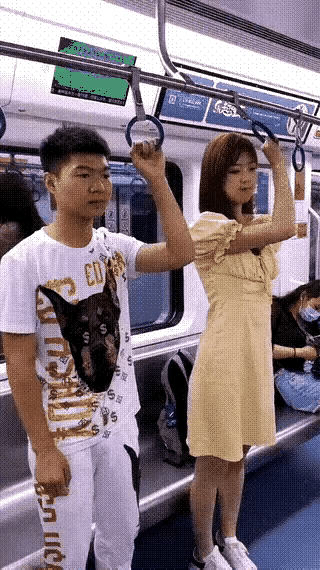 活该你单身！实话实说！[捂脸哭]