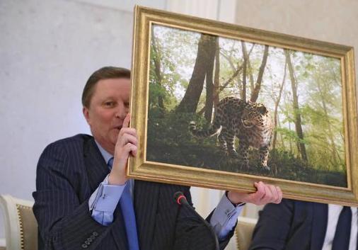 就在刚刚，莫斯科的政治天平发生剧烈倾斜，曾经只手遮天的