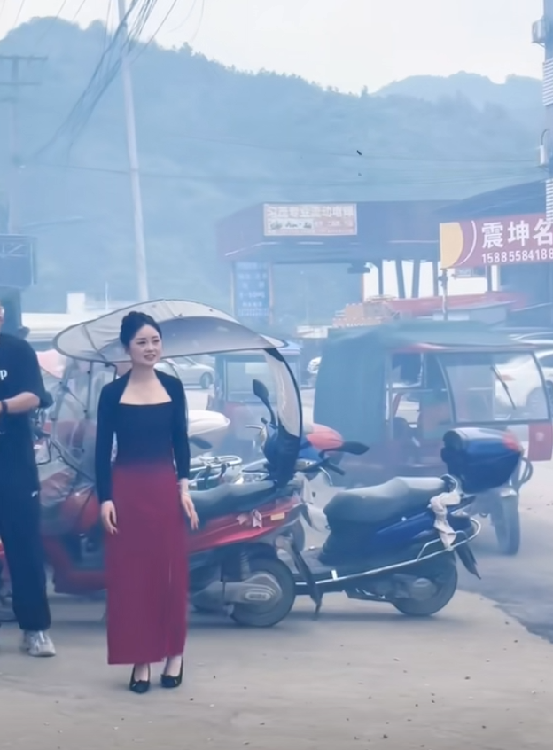 男朋友:化成灰都认识你，但化妆不行