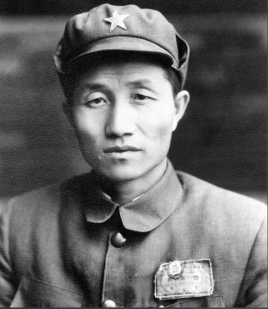1949年，程子华率部秘密进关，途经密云时，他听说密云只有2000守军，就打算花