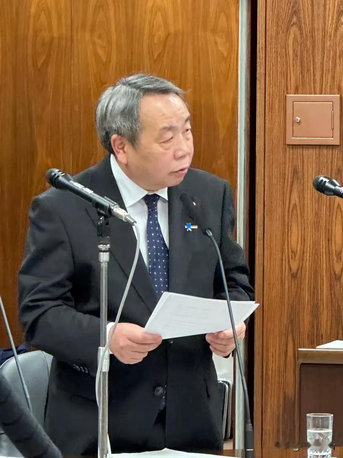 石平真不愧是个死心塌地的汉奸，现在又跑出来作妖啦！看到驻日本大阪总领事薛剑就