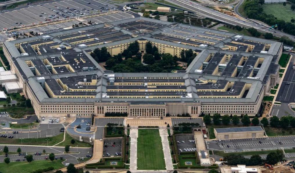 特朗普“和平委员会”遭冷遇，五角大楼急召33国防长特朗普政府原本信心满满推出