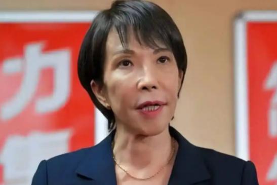 日本国内走投无路：就打中国。这不是阴谋论，是写在教科书里、写在历史里的铁事实。日