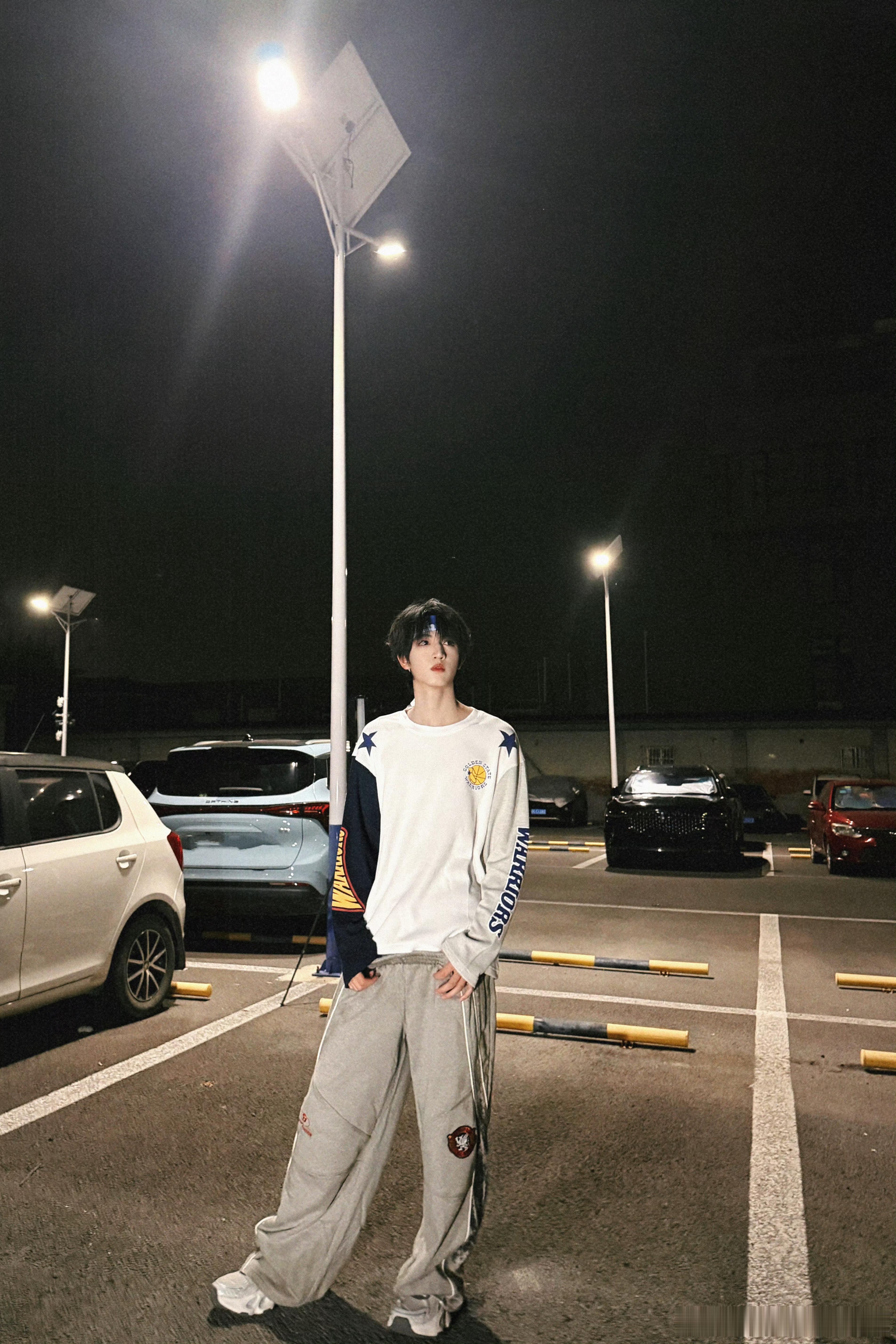 #张桂源#💛#张桂源四代顶级门面#zgy#张桂源四代c位队长#“愿你乘风，看尽天下风华，闪闪发光”