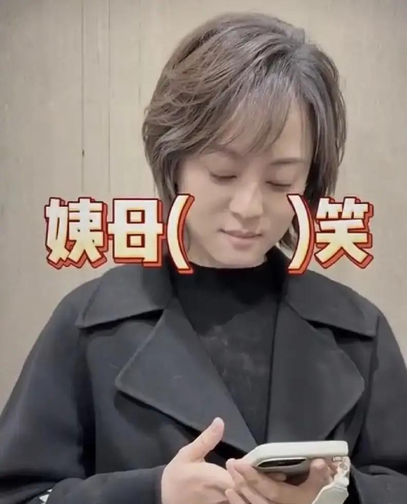 警官跳舞了！半秒前他还僵硬如石。邓超一声“跟上”，黄景瑜的街舞直接炸翻全场。