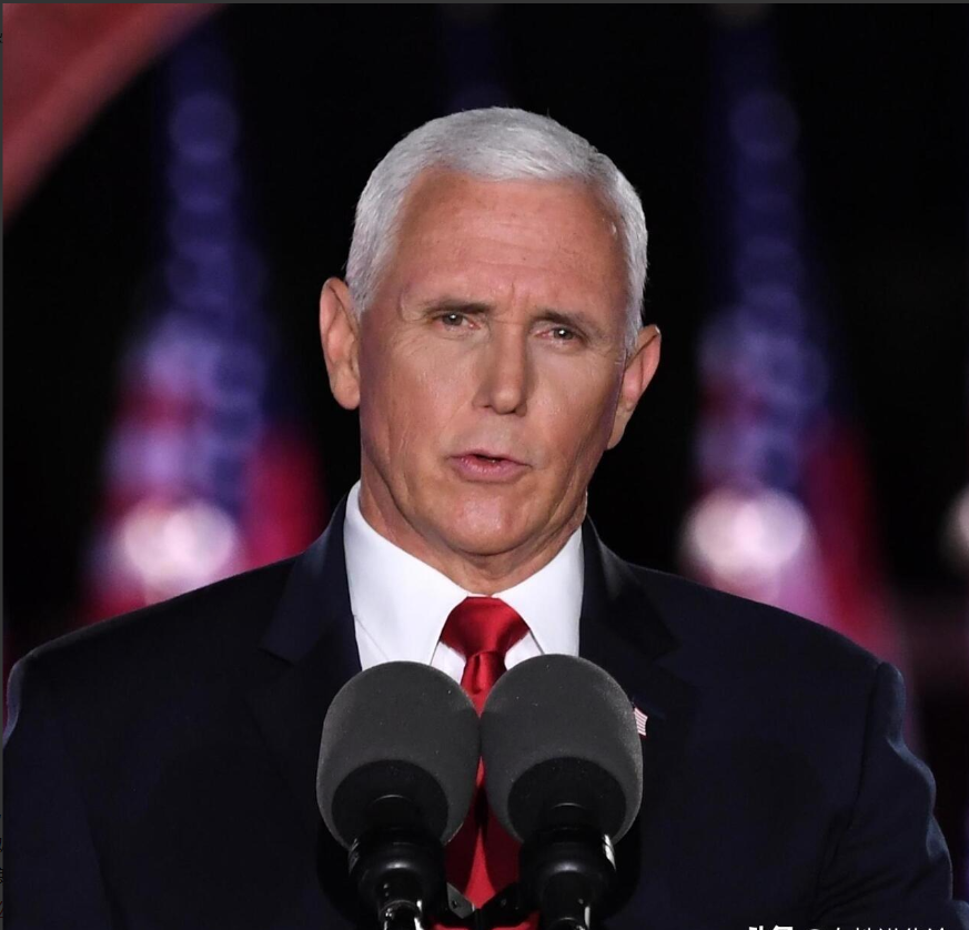 美国前副总统<em>迈克</em>·<em>彭斯</em>今天（7月14日）发了条消息说：“我和凯伦感谢上帝，特朗普