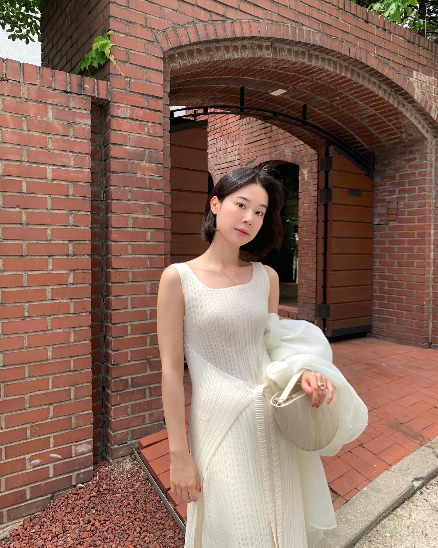 不属于第一眼美女但是舒服耐看日常穿搭温柔知性风🇰🇷路人缘很好的hs李周美反