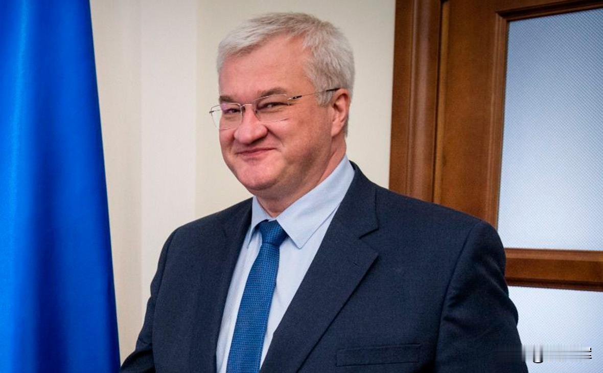 【乌外长喊话摩尔多瓦：我们帮你们用军事手段解决德左问题】1月29日，乌克兰外