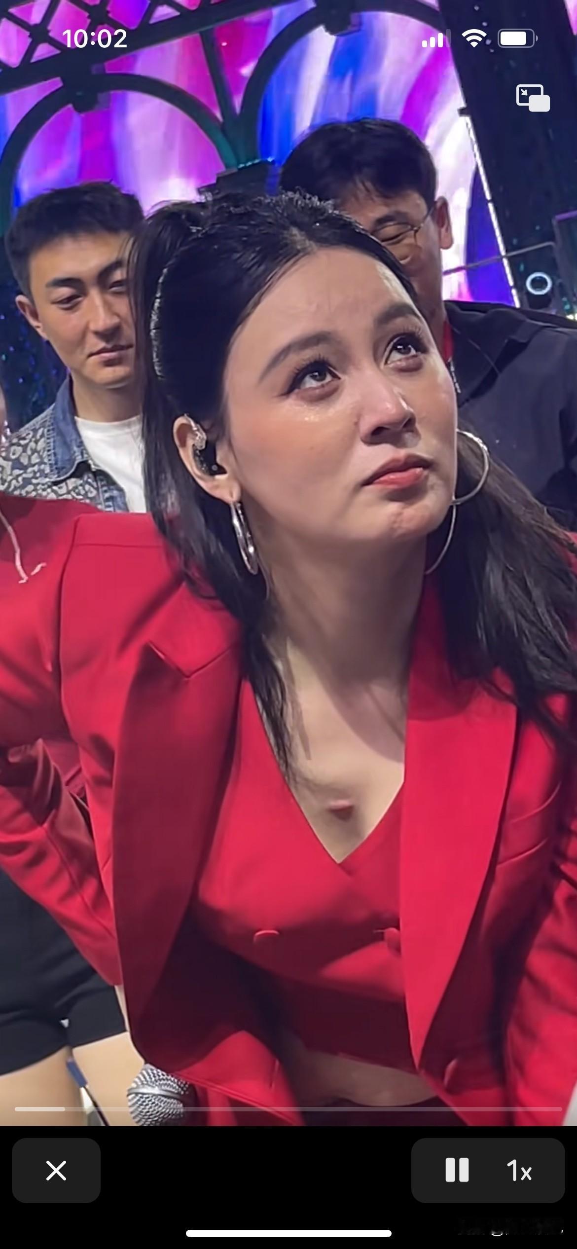 唐艺老师被大家嘲笑又老脸上皱纹又多,其实准备50岁的人,能保持这种身材脸蛋,已经