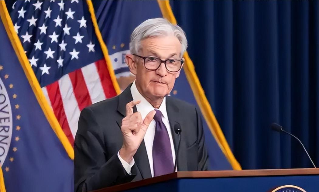 还以为中国抛售美债，只是普通操作？错了！真相是，我们正踩着俄罗斯3000亿资产被