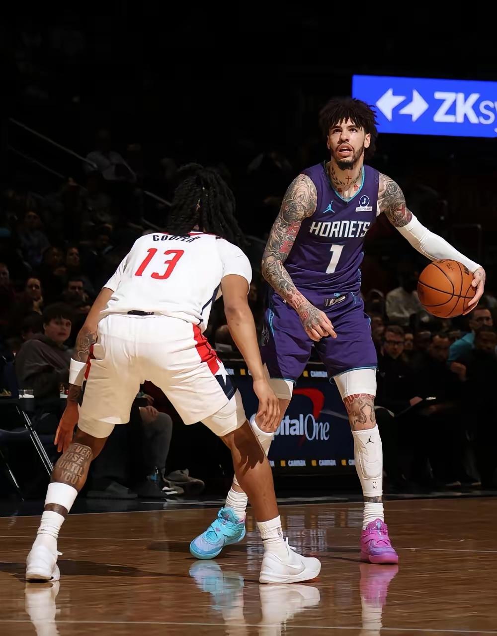 并不是三球打好了，而是克尼普尔的牵制力太强了黄蜂战胜了东部第三尼克斯，获得了