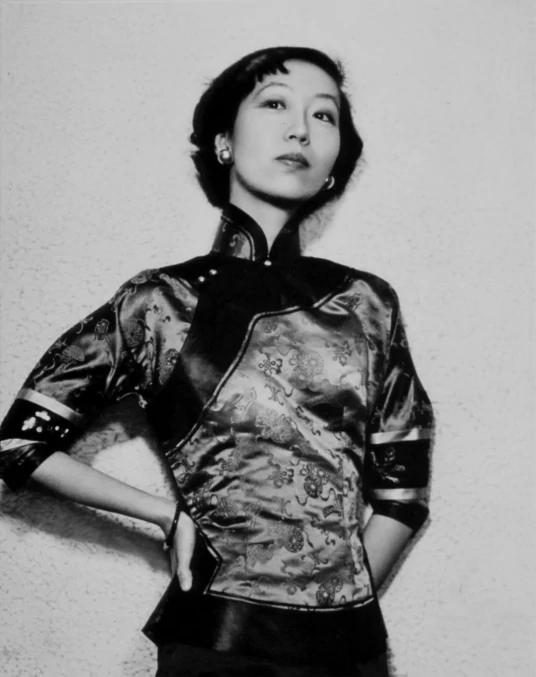 成语"人尽可夫"啥意思？并不是指女人放荡，本意不是你想的那样成语放在今天