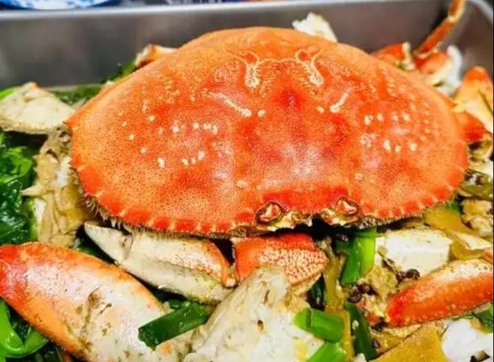 美职联：圣地亚哥-温哥华白浪这赛季美职联有3大球王，迈阿密的梅球王，洛杉矶的孙