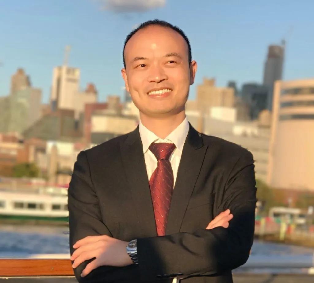 21年比亚迪老将李慧任职腾势汽车总经理后首发言：坚持科技力拉满、豪华感给足！腾势
