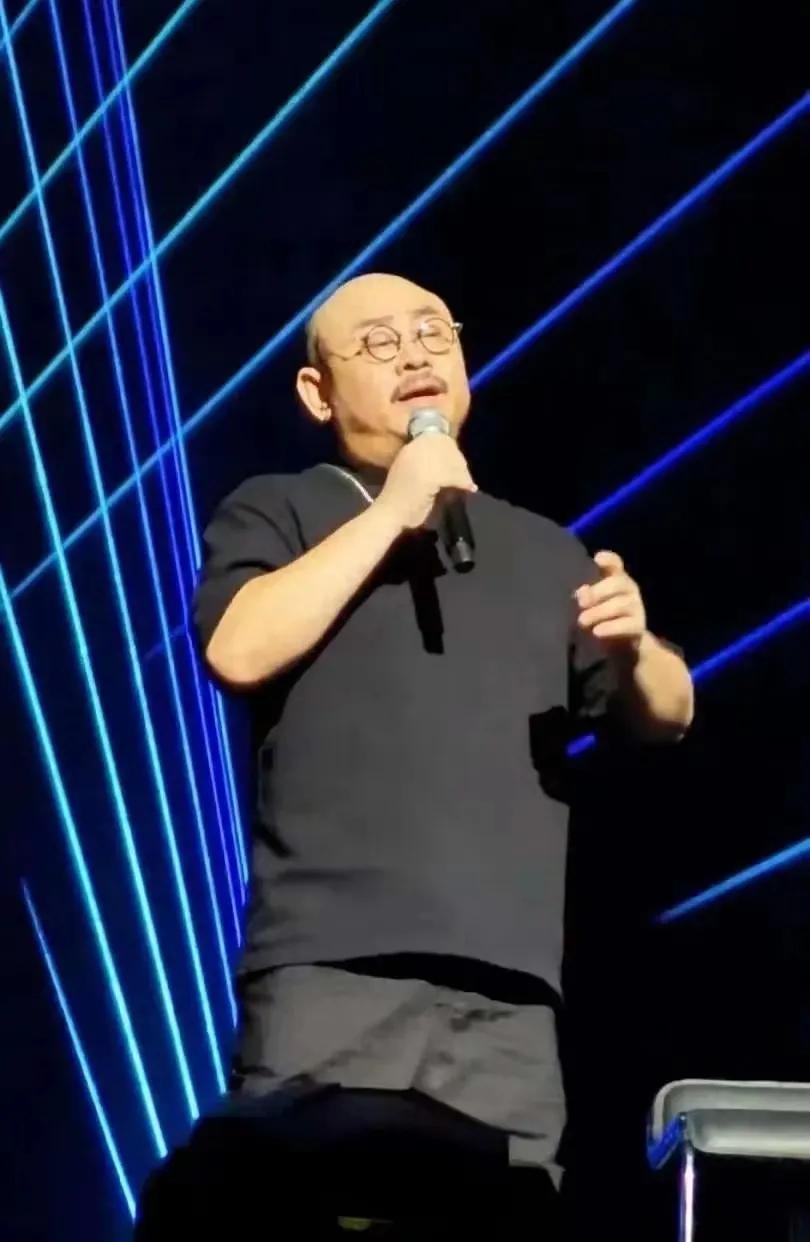 刀郎的大连演唱会，让大连温度火遍全网。身在大连，真不知道身外那么多的城市热的透