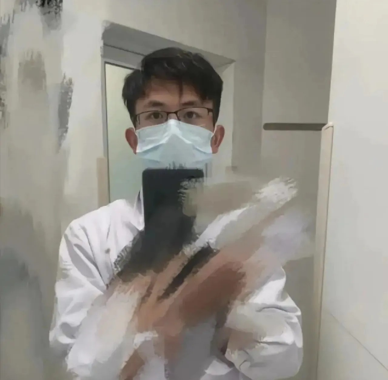 1500万的封口费掩不住11119页16斤的真相！一个正值人生意气风发的