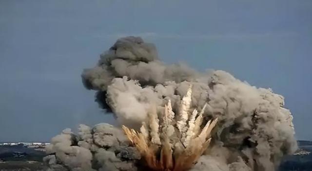 美伊越打越猛！现在最紧张的两个国家：一个是日本，一个是韩国。大家最近都能看出来，