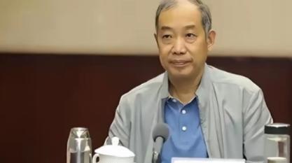 马伟明猜中了，百亿核航母变成烂尾工程，军方给出最后的期限，中国教授竟然预言了美国