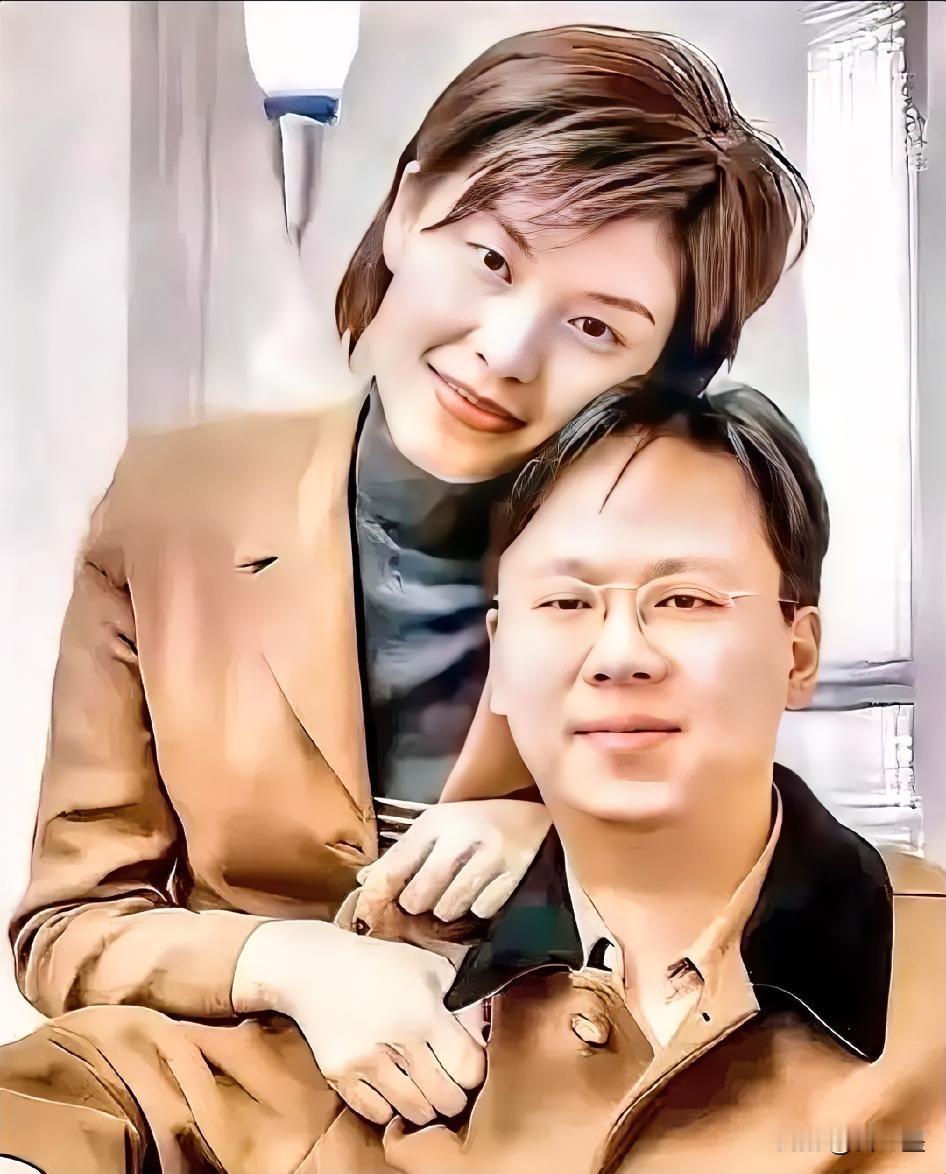 郑丽文成功当选国民党新掌门人，我特意去查一下她，不查不知，一查真是吓一跳，她