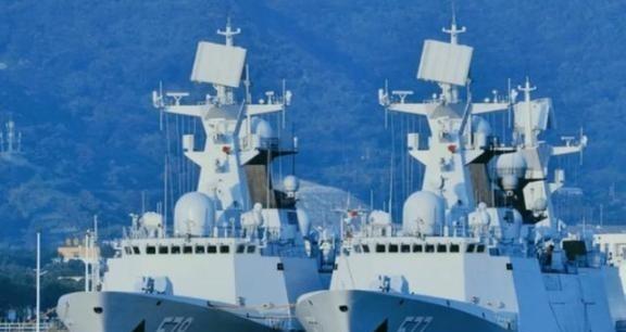 俄罗斯3艘军舰到访中国湛江军港，本是一场增进友谊的军事交流，却意外戳破了俄海军的