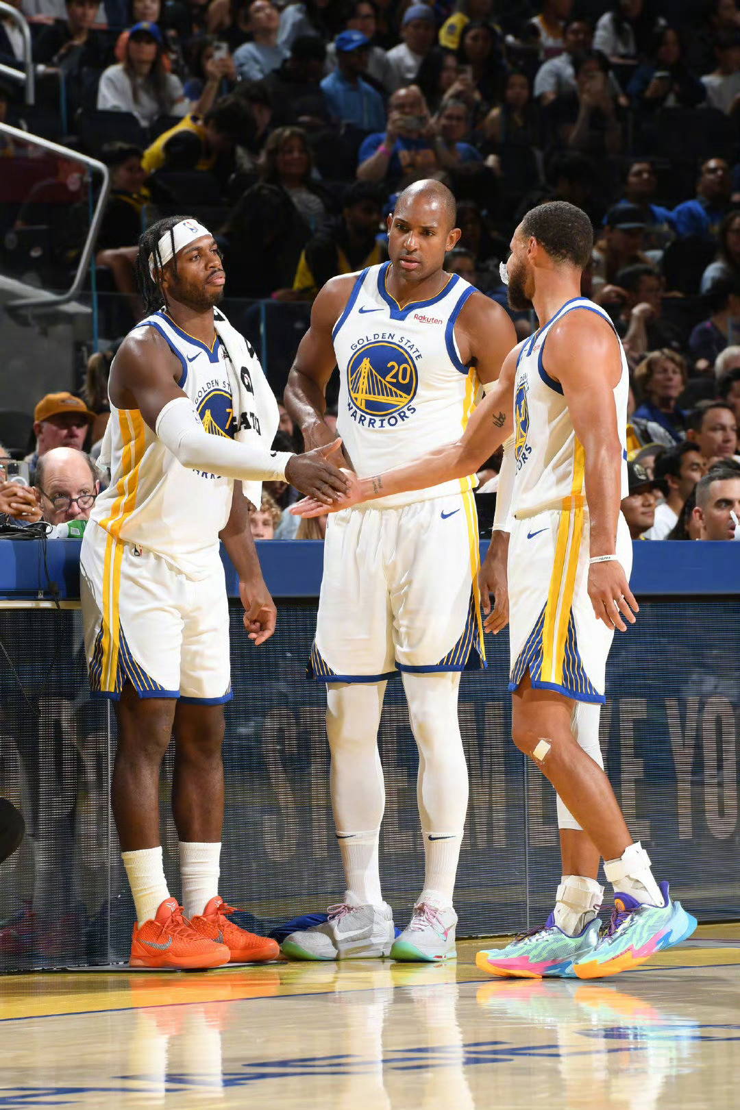 其实勇士只要能解决波尔津吉斯的健康问题，这笔交易也不算完全失败。勇士在引进一些出