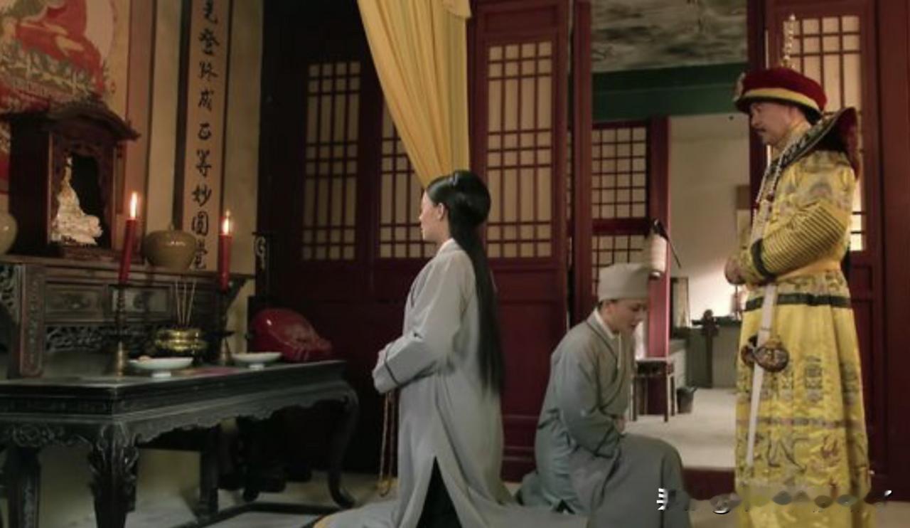 今天无聊刷手机，刷到了皇上二月二去甘露寺上香跟甄嬛见面那一集。现在看来皇上也挺