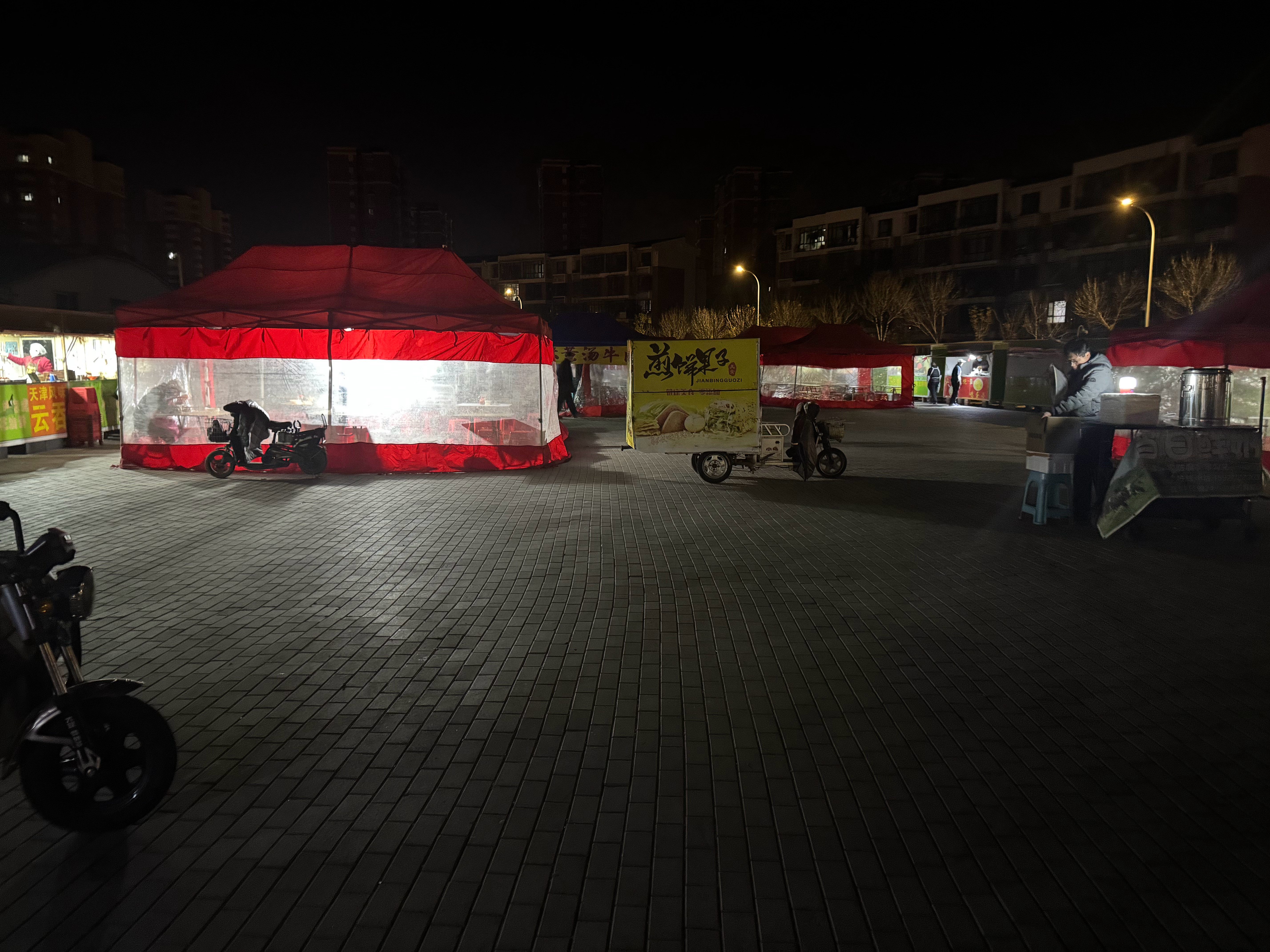 天津大早点，得劲儿。就是这冬天了有点冷啊。