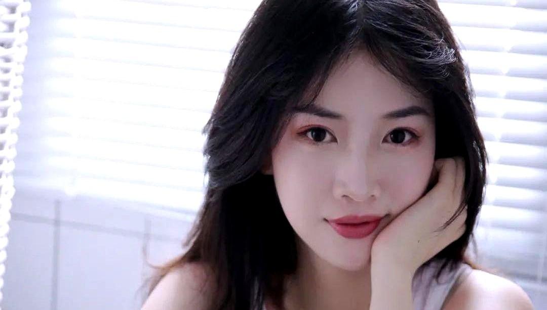 前领导一句“帮个忙”，你白干三天？老员工阿芳被公司用“架构调整”踢走，一分钱