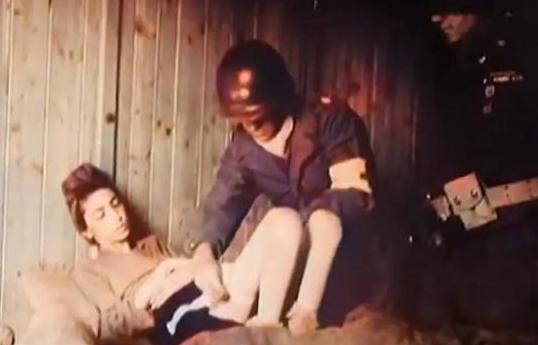 1944年，二战的炮火还在响，不少犹太人一觉醒来，就被要求带上随身物品离开家。他